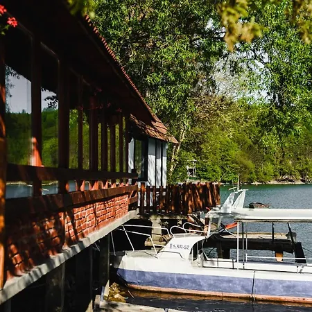 Apartmani Jezero Perucac Ferienhaus