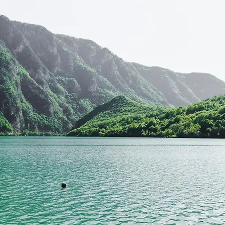 Ferienhaus Apartmani Jezero Perucac *